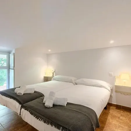 8 Personas En Arratia Y Gorbea