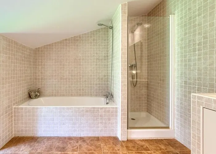 8 Personas En Arratia Y Gorbea Villa