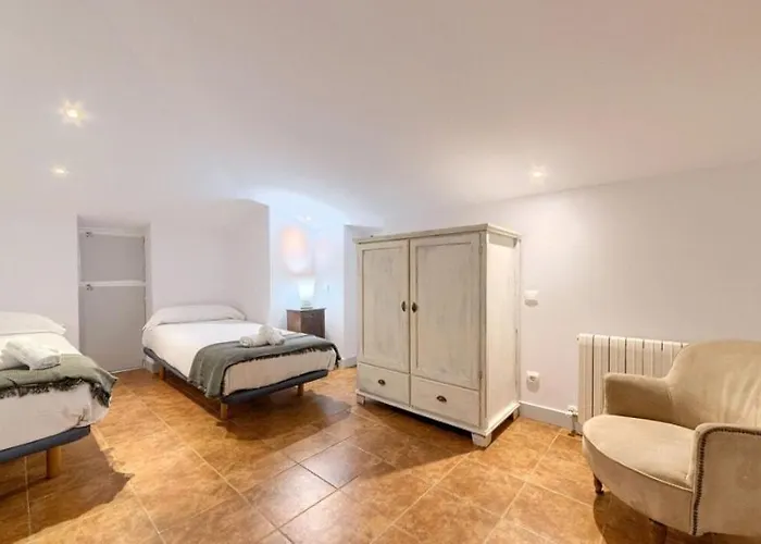 8 Personas En Arratia Y Gorbea Villa Igorre