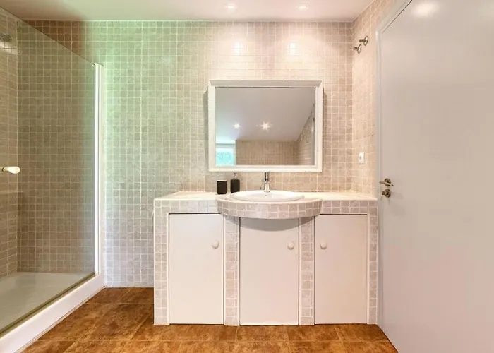 8 Personas En Arratia Y Gorbea *