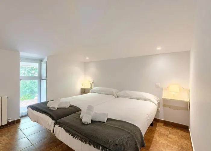 8 Personas En Arratia Y Gorbea